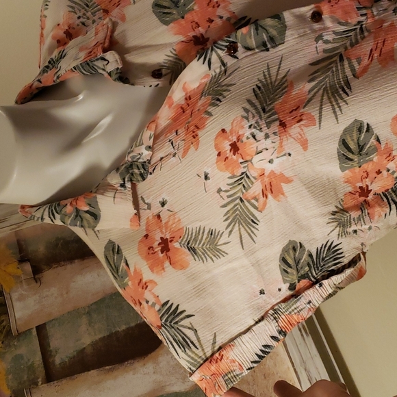 Moral Fiber Blouse - Picture 4 of 7